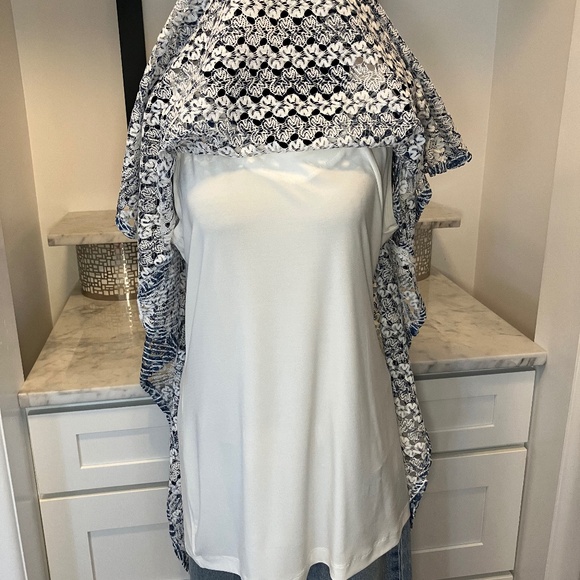 Marallis Collection Blue & White Crochet Like Sleeveless Top - Picture 7 of 15